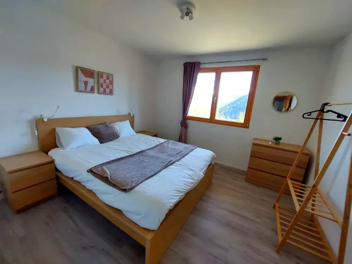 Chambre à coucher lit double