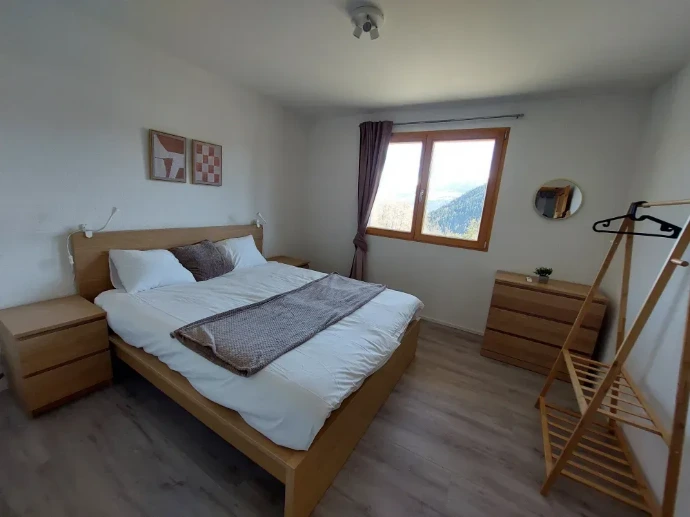 Chambre à coucher lit double